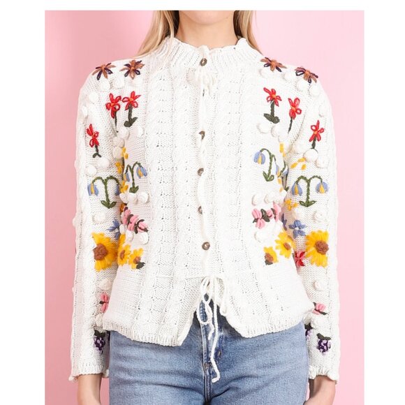 NWT! TACH AZMINA Knitted Floral Cardigan Size Medium - Picture 2 of 10